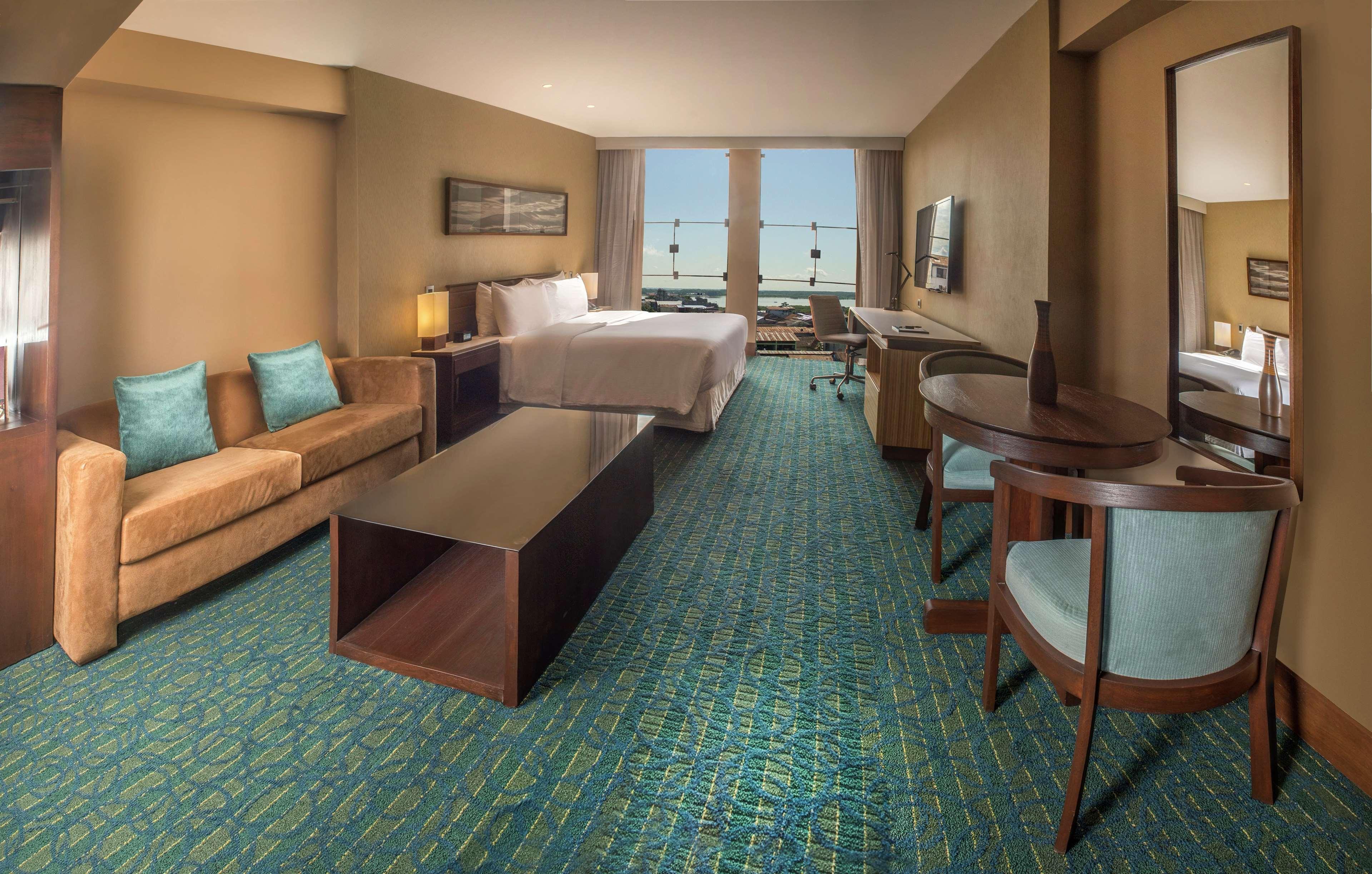 Hotel Doubletree By Hilton Iquitos Extérieur photo
