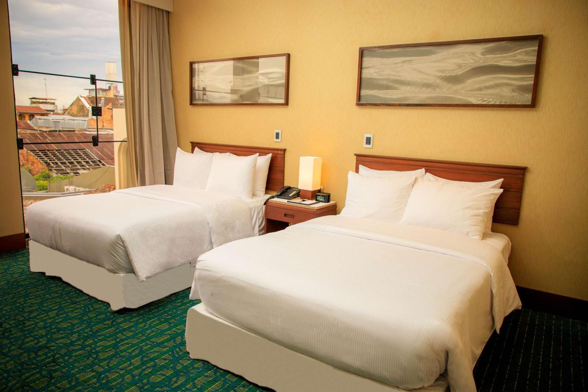 Hotel Doubletree By Hilton Iquitos Extérieur photo